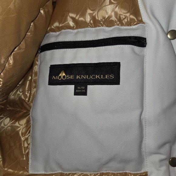 Moose Knuckles Parka - Picture 3 of 4